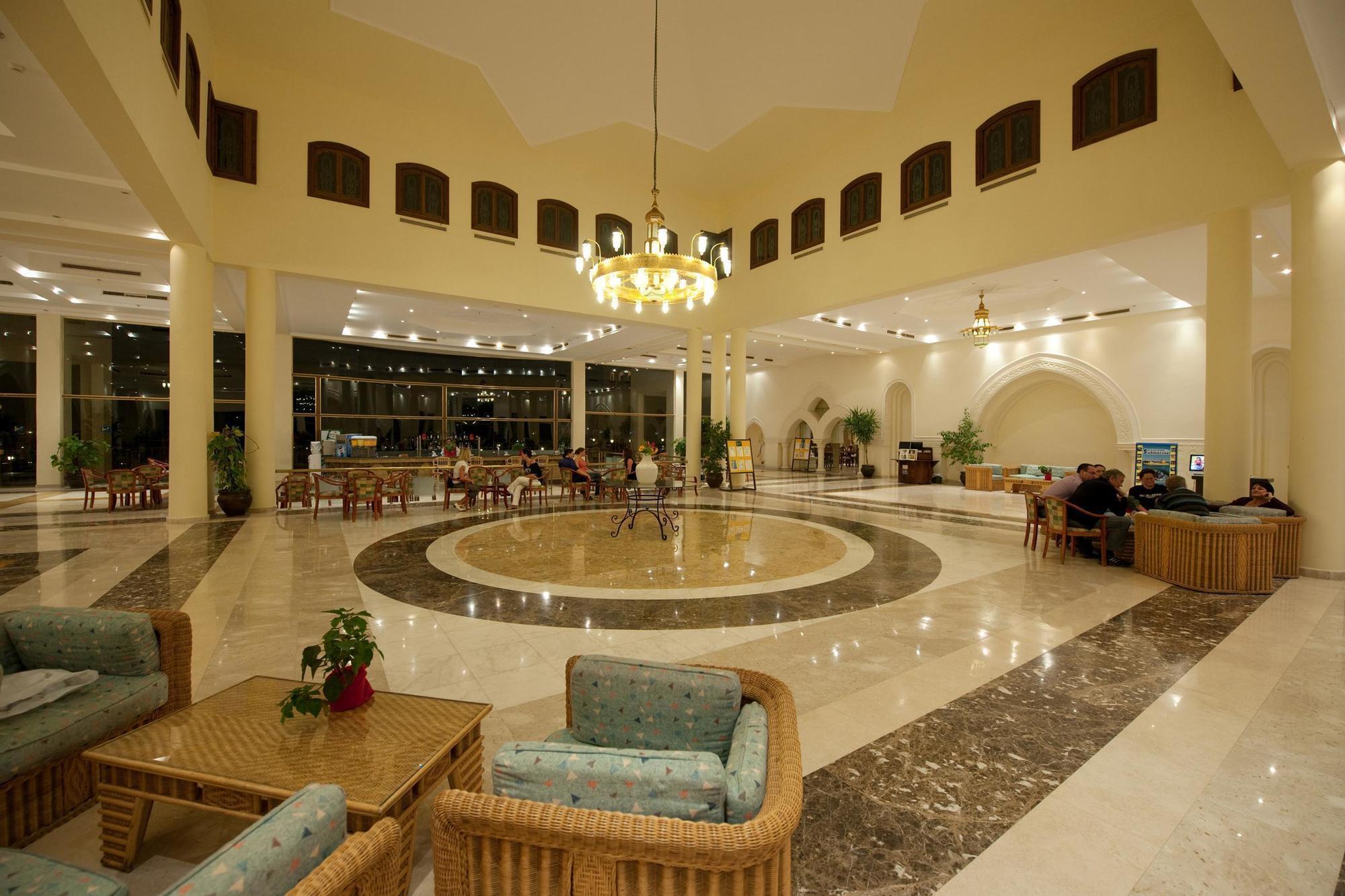 Курортный комплекс Pensee Royal Garden El Qoseir